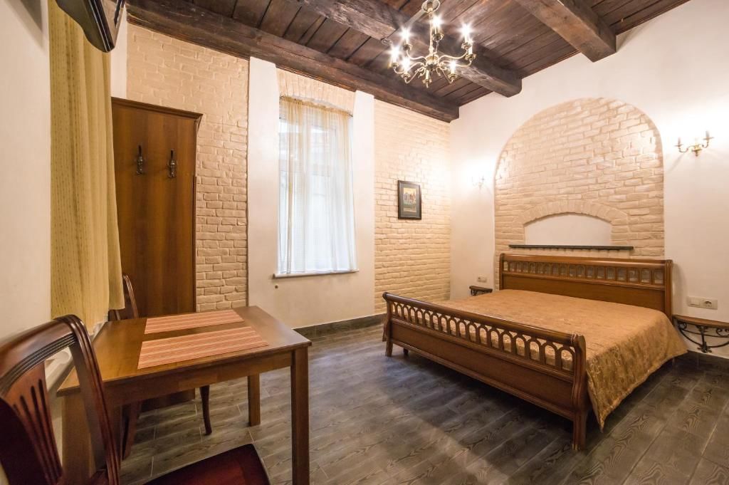 Апартаменты Apartment on Valova 16-2- 2 minutes to Market Square Львов-26